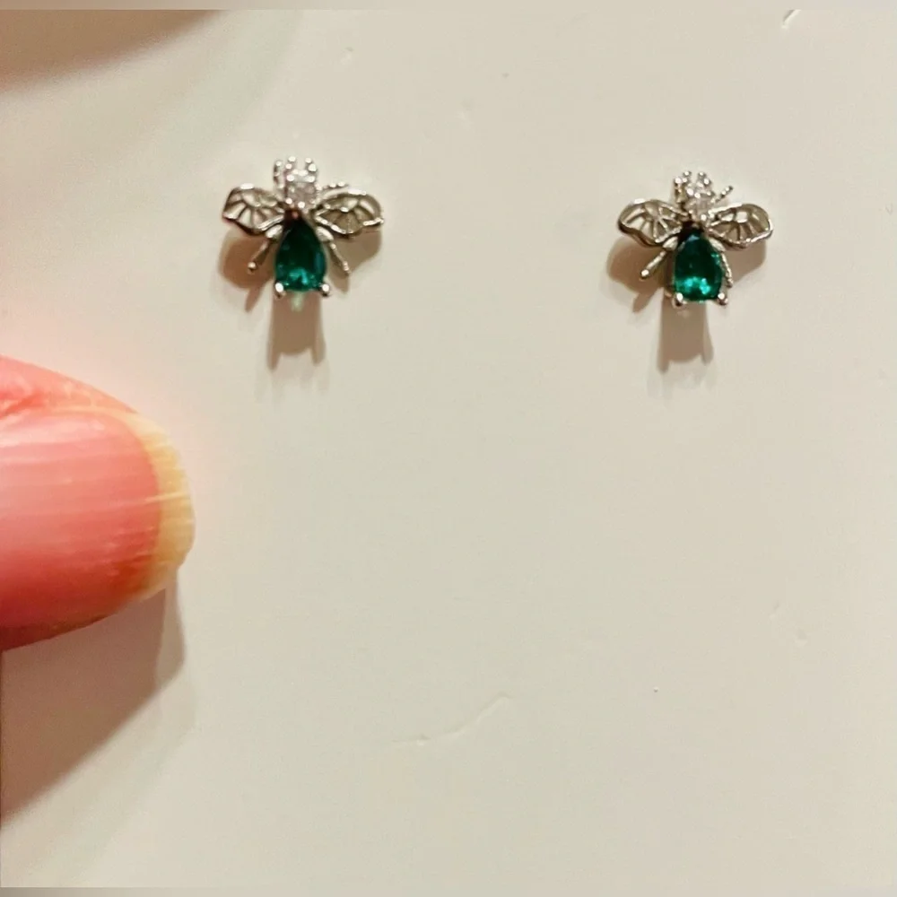 🌟HP X 3🌟 GREEN BUMBLEBEE Cubic Zirconia S925 Sterling Silver Studded Earrings